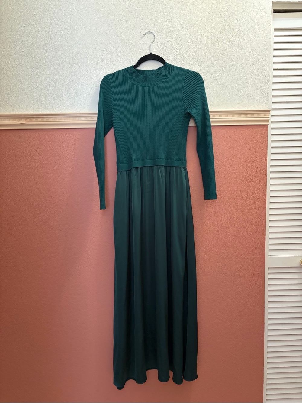 Women's Long Sleeve Forest Green Maxi Sweater Dress